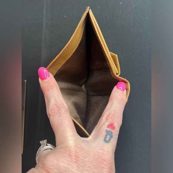 Authentic Prada wallet - Picture 12 of 12